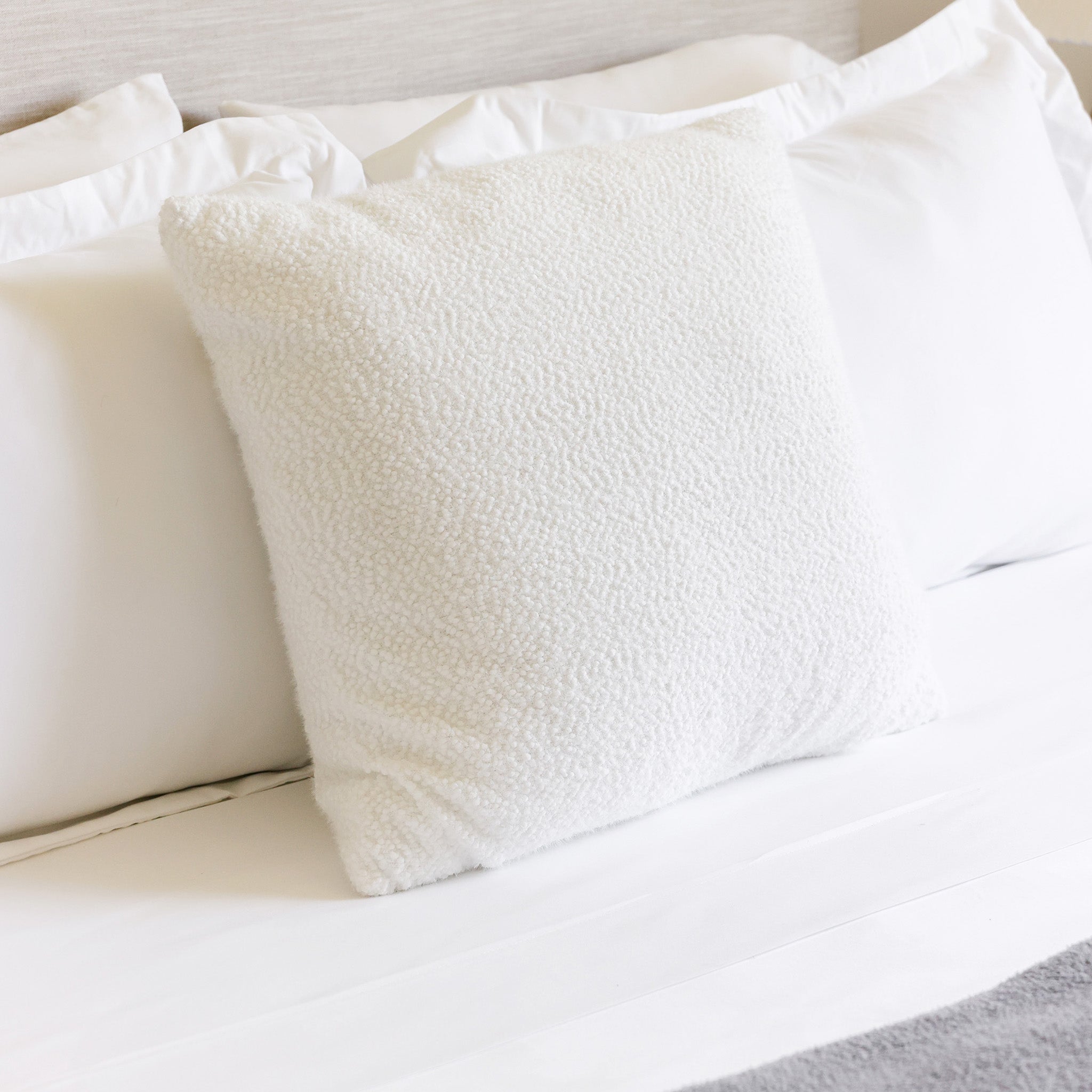 Decorative Pillow Bouclé White – Jennifer Adams® Home