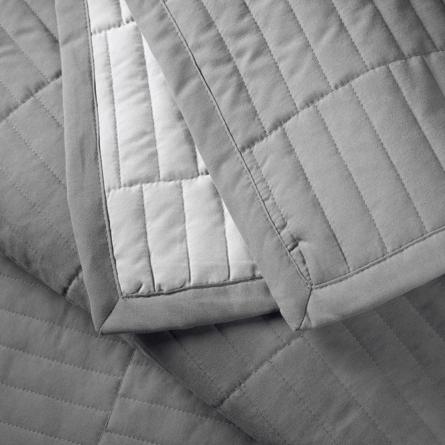 Graphite/Whisper Gray