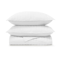 Vertical Stripes Quilted Blanket Set
Color: White