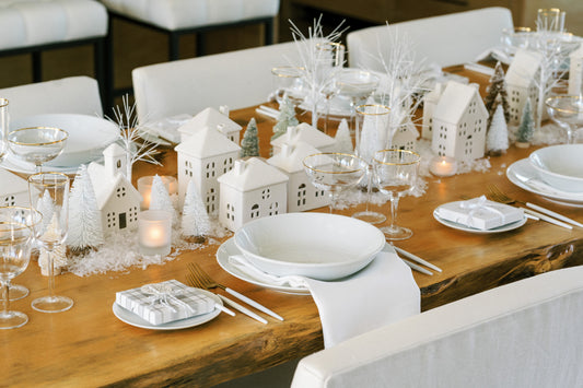 Last Minute Holiday Decorating Tips That Appeal To All Your Senses