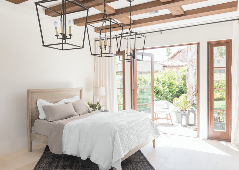 3 Ways To Make a Perfectly Imperfect Bed