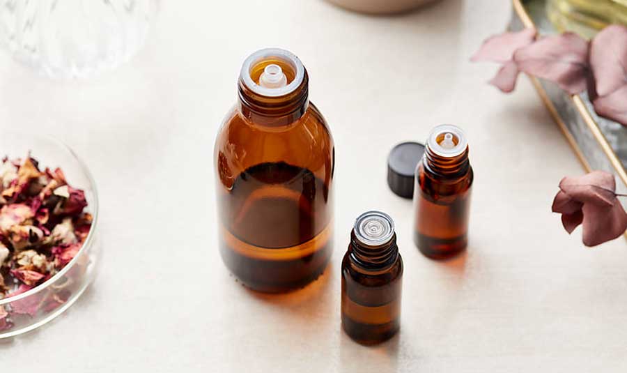 The Best Essential Oils to Help you Fall Asleep Faster and Stay Asleep