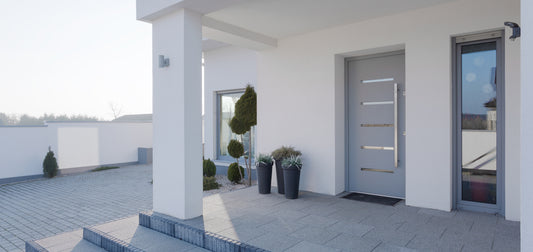 7 Dos and Don’ts for Your Front Door Color